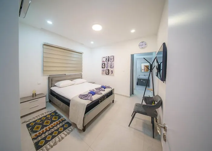 Oro Hills W Private Hot Tub Jacuzzi Voroklini