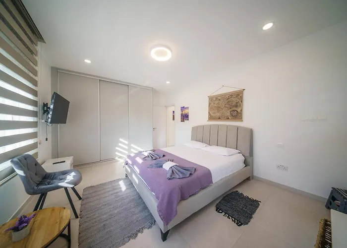 Prázdninový dům Oro Hills W Private Hot Tub Jacuzzi Voroklini